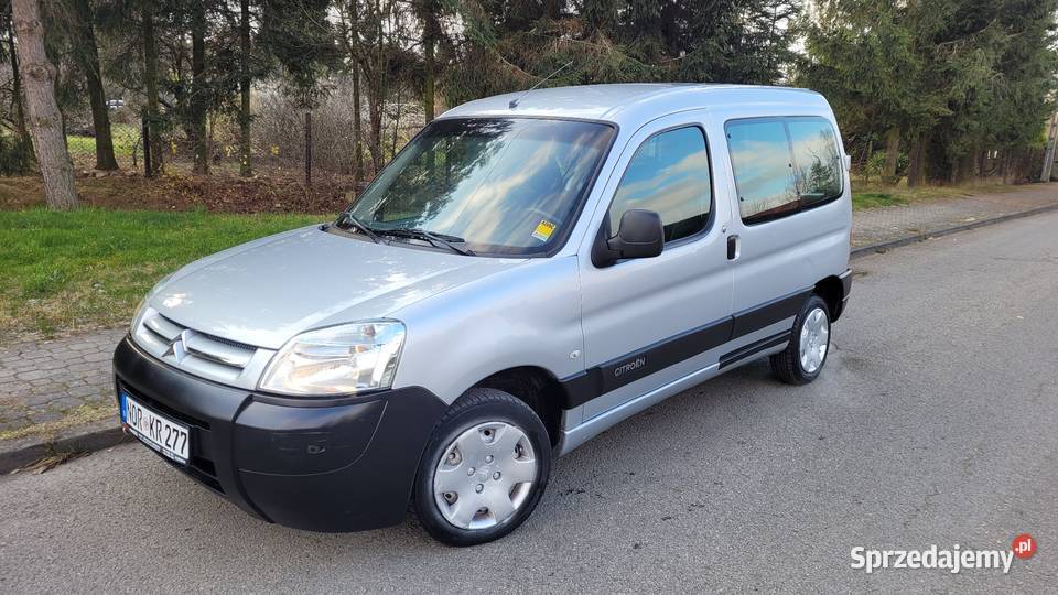 CITROEN BERLINGO LIFT 14B 8V OPŁACONY lakier metallic świętokrzyskie
