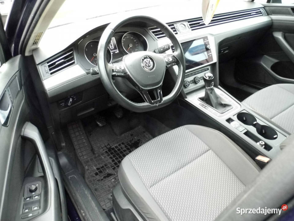Volkswagen Passat 20 klimatronic vat23 salon granatowy łódzkie