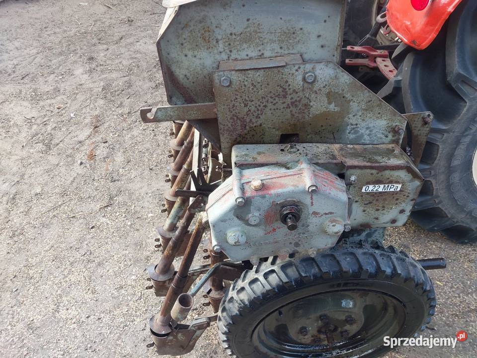 Sprzedam siewnik poznaniak Licheń Stary