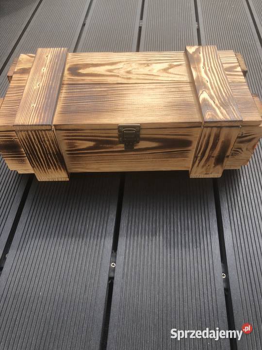 Drewniana skrzynka na wino prezent dekoracja wielkopolskie Poznań