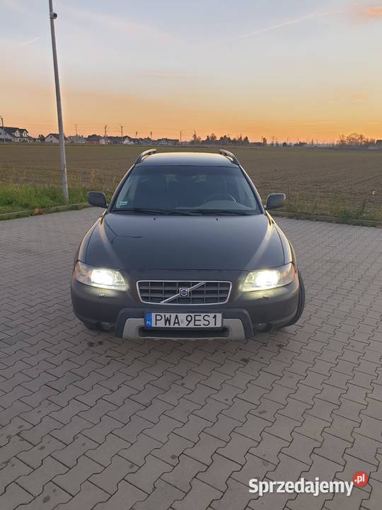 Volvo XC70 24 185 AWD 2005 Idealne na trasy i Kościan