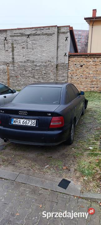 Audi A4 B5 uszkodzone Iłża sprzedam