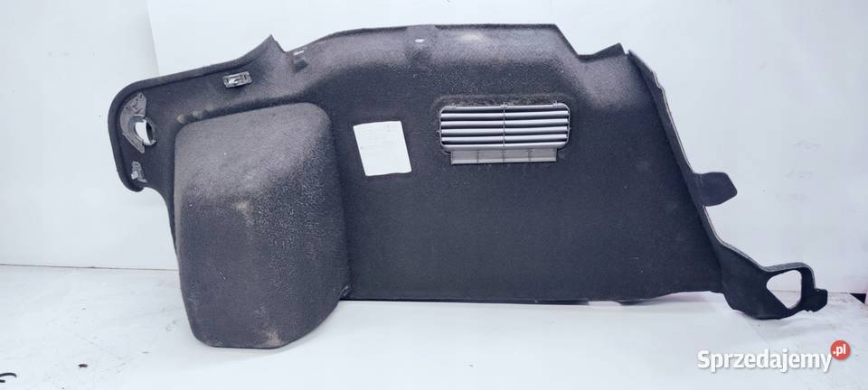 TAPICERKA BOCZEK BAGAŻNIKA AUDI A4 B6 8E0863888A Przystajń
