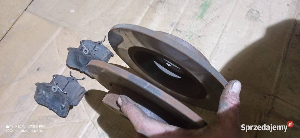 Tarcze klocki vw tył osobowe Motoryzacja Biała