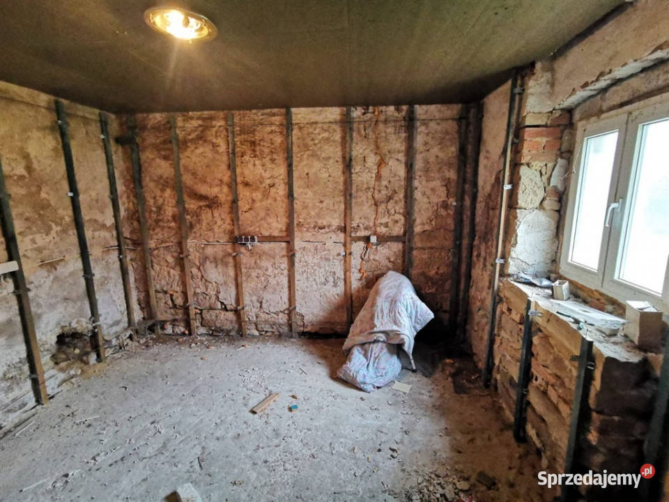 sprzedaży domu wolnostojącego 175m2 Marczów blacha