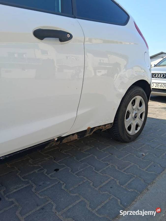 Ford Fiesta 2011 PRYWATNIE Przebieg 1400cm3 Plewiska