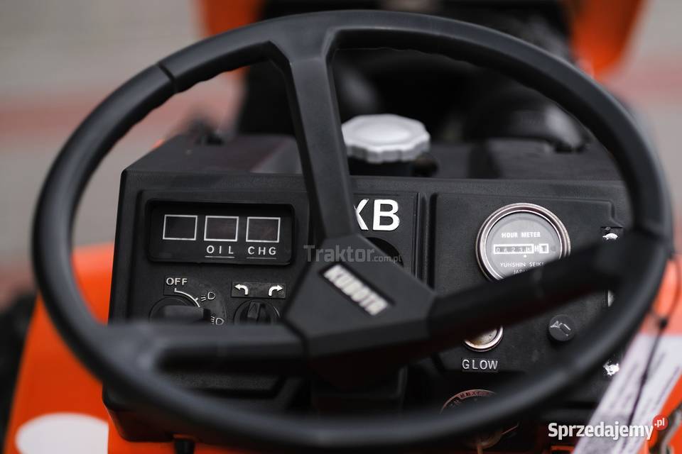 Kubota XB1D 4 x 4 12 Tajęcina