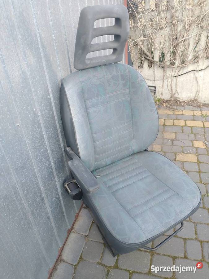 Sprzedam przednie fotele do busa Wyposażenie wnętrza Ostrowiec Świętokrzyski