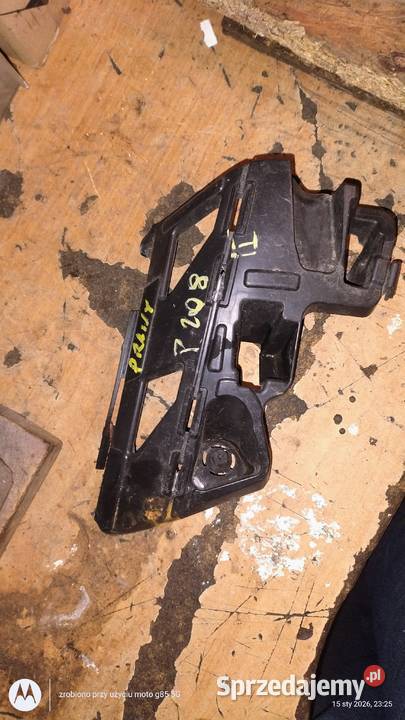 Ślizg zderzaka prawy przód Peugeot 208 2 osobowe Lubin