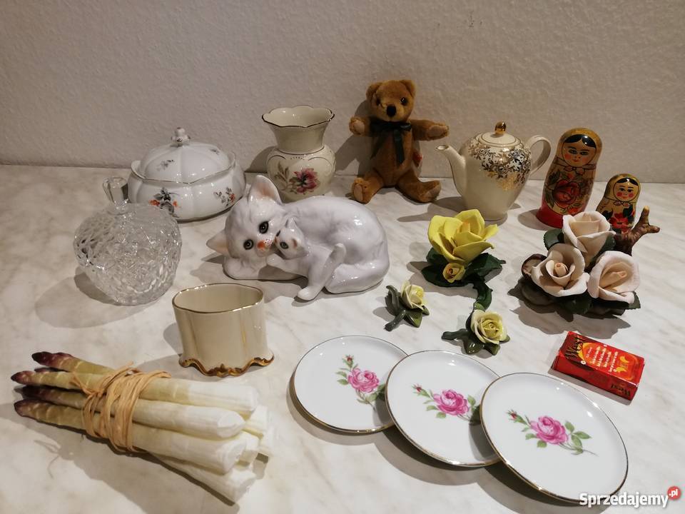 Bomboniera cukiernica róże porcelana różne małopolskie Gorlice