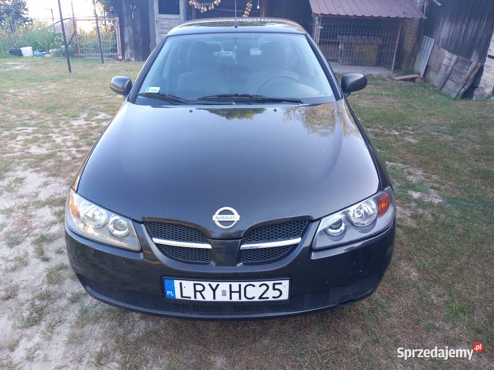 Nissan Almera Podlodówka