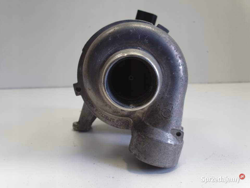 Volvo V40 II 15 T turbo POMPA WODY 31368715 Pompy wody