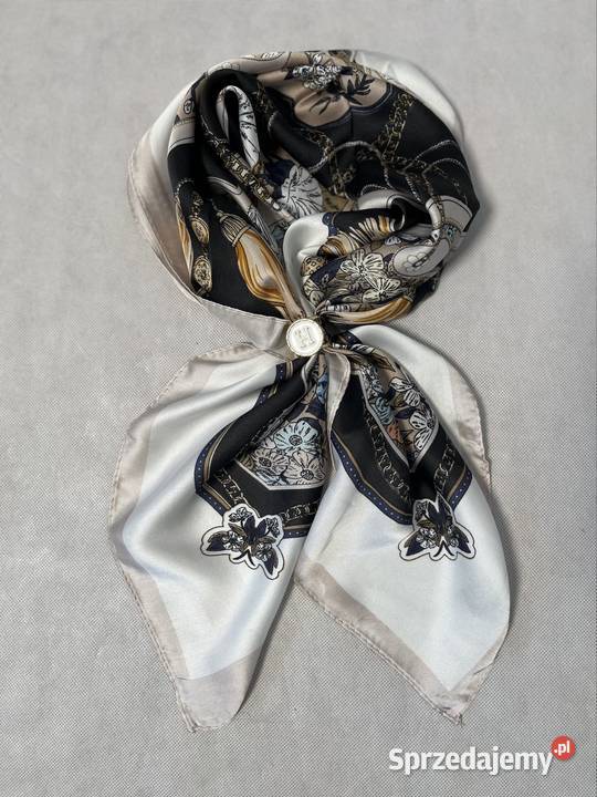 Apaszka gawroszka print 100 wiskoza klasyczna podkarpackie