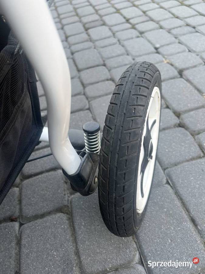 Wózek dziecinny dwufunkcyjny na amortyzatorach