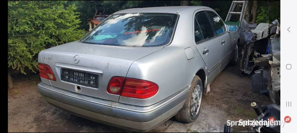 Mercedes W210 zderzak tył Rok produkcji 1996