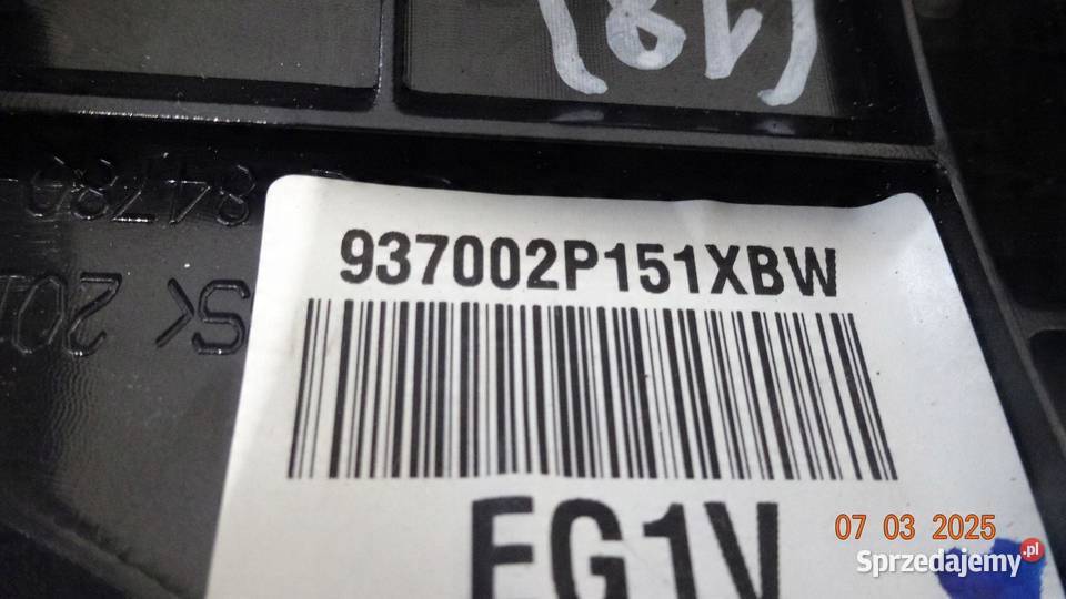 KIA SORENTO II 4x4 10r nakładka konsoli osobowe