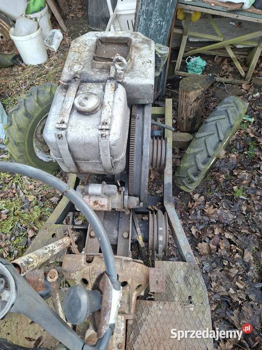 Ciągniki sam sprzedam