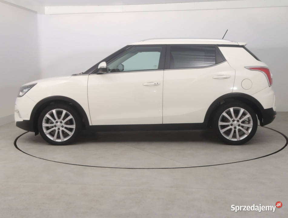 SsangYong Tivoli 16 eXDi wielofunkcyjna kierownica dolnośląskie Bielany Wrocławskie