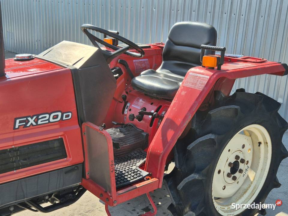 Traktorek traktor YANMAR FX20D 20 44 Małuszyn sprzedam