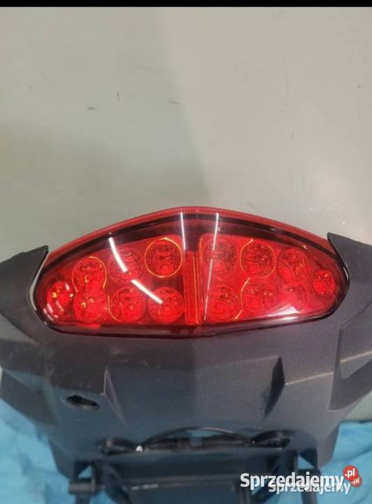 KAWASAKI VERSYS 1000 OEM LAMPA TYŁ TYLNA LED Nowy Tomyśl sprzedam