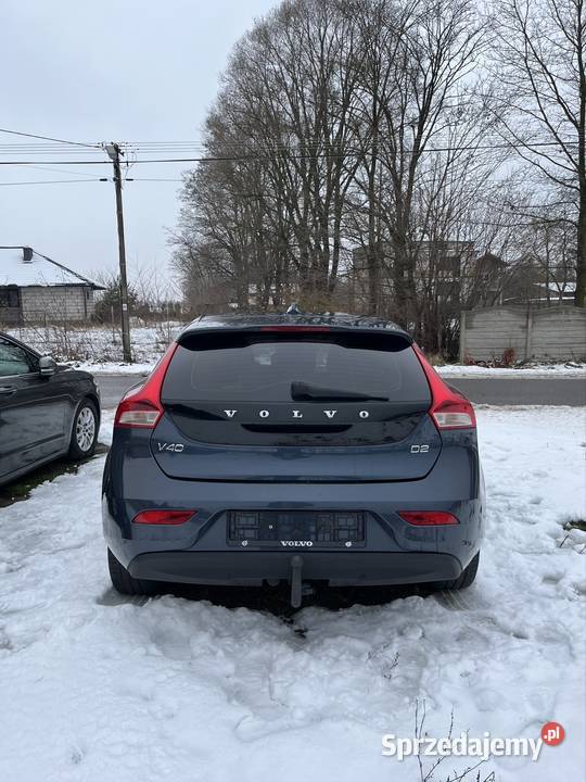 Sprzedam Volvo V40 Rok produkcji 2017 sprzedam