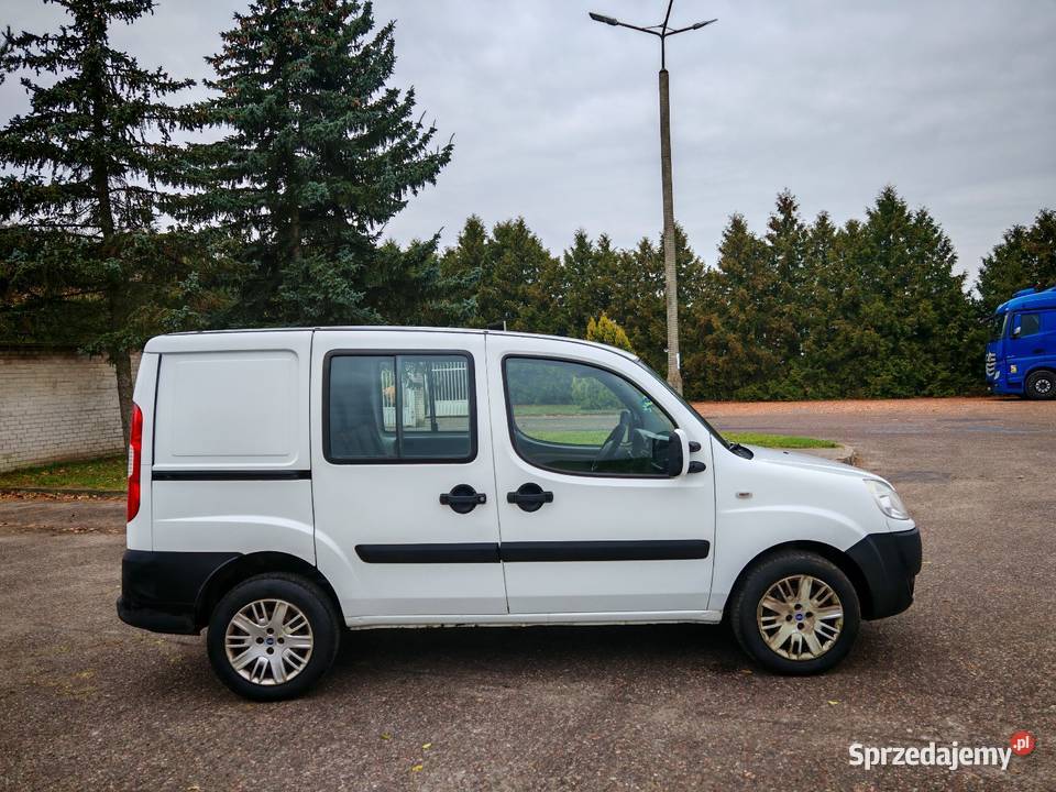 Fiat Doblo 13 MultiJet 85 z Niemiec 5 Osobowy Rok produkcji 2007