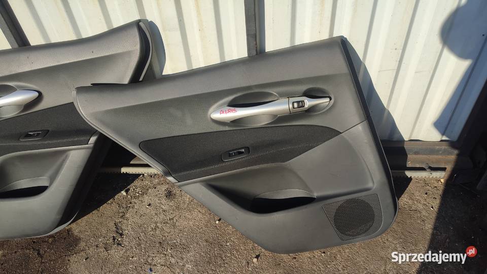 TOYOTA AURIS I LIFT FOTEL KANAPA BOCZKI FOTELE Włoszczowa sprzedam