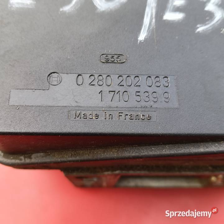 BMW e34BMW e30 PRZEPLYWOMIERZ BOSCH 0280202083 osobowe
