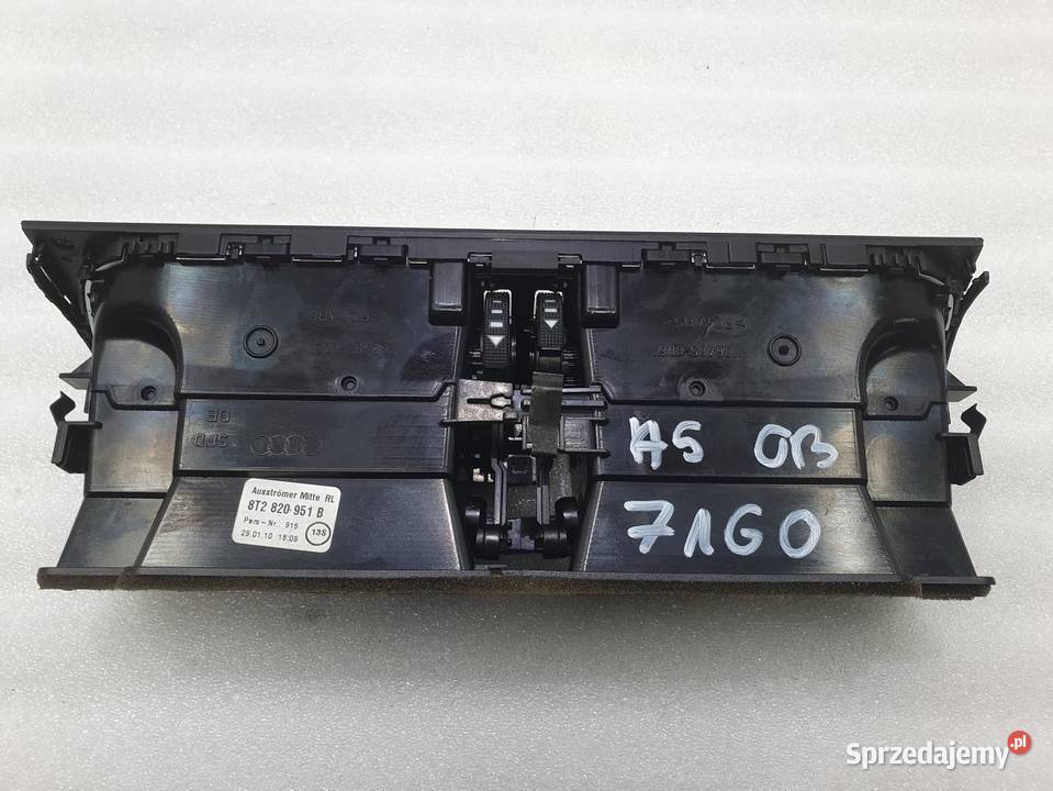 KRATKA NAWIEWU ŚRODKOWA AUDI A5 8T 8T2820951B