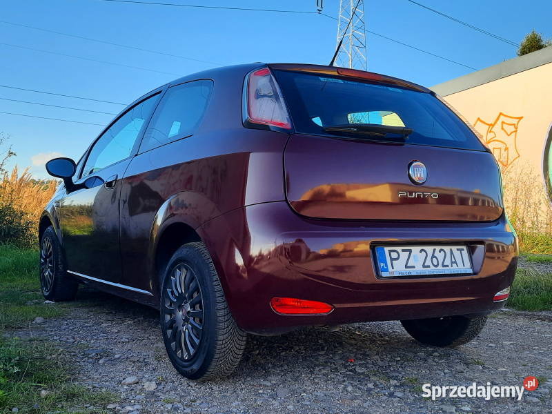 Fiat Punto 2012 14 77 salon 1wł przebieg 32000 Zarejestrowany w Polsce Wałbrzych