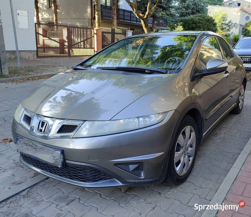 Auta do wynajęcia Wypożyczalnia Kombi miejskie Wynajem pojazdów Warszawa