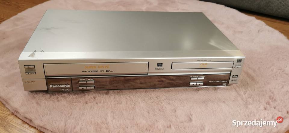 Odtwarzacz Combo PANASONIC NVVP21 sprzedam