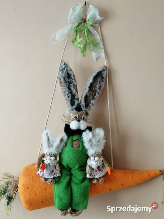 Zabawna dekoracja wielkanocna z zajączkami na Katowice