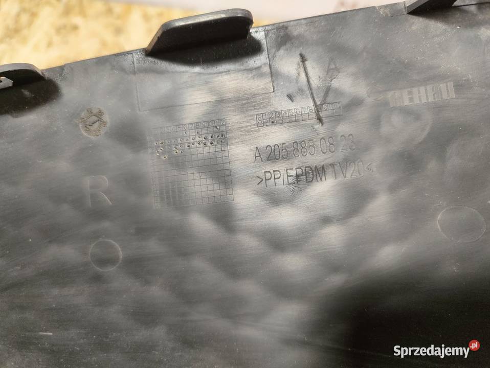 Kratka Zderzaka Prawy Przód Mercedes CKlasa W205 Pleszew