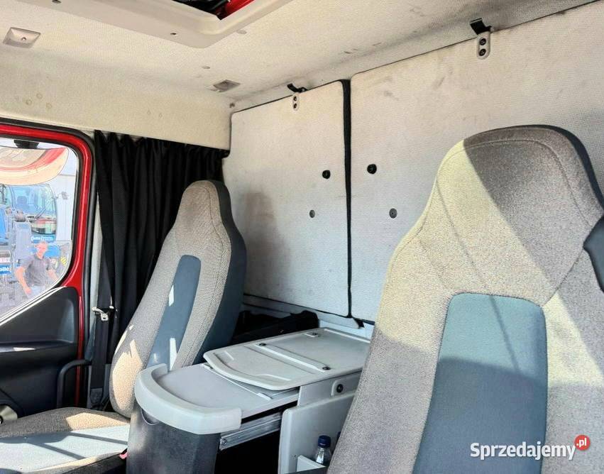 Auto laweta holownik plyta Zsuwana Oklar Volvo Warszawa