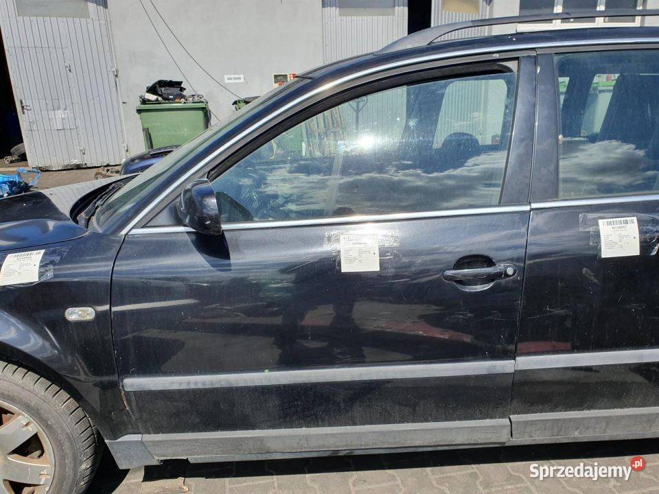 DRZWI LEWE PRZÓD VOLKSWAGEN PASSAT B5 LIFT LC9Z Lipno