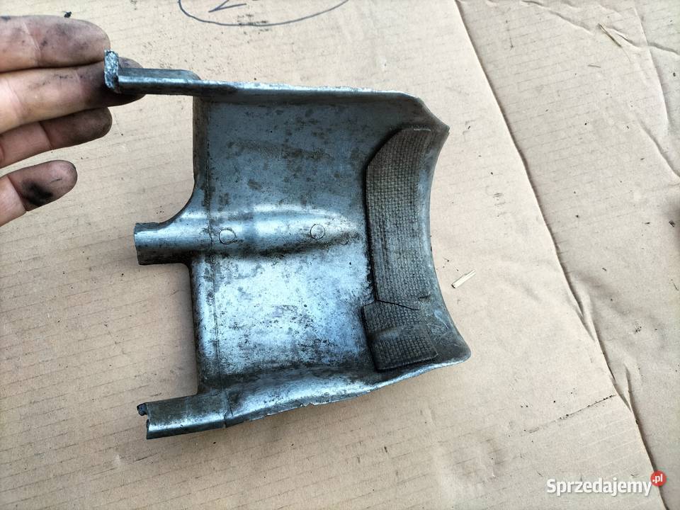 AUDI A4 B5 25 TDI 8D0407721 OSŁONA PÓŁOSI