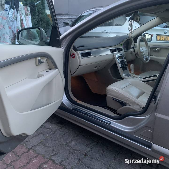 Volvo v70 201011 anglik zarejestrowany 140KM