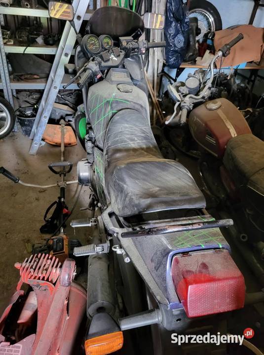 Kawasaki kz 550 Kamień