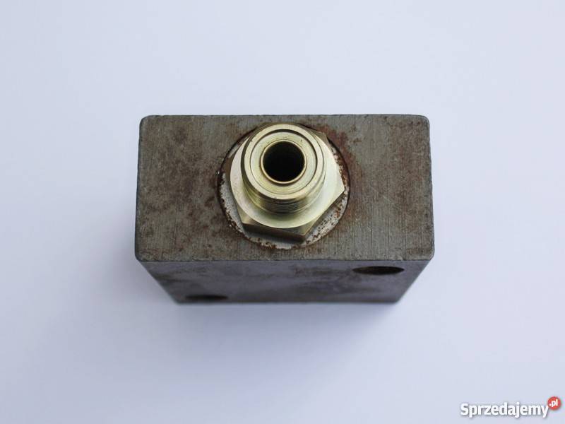 Blok hydrauliczny Hitachi 9072360 do koparek Stalowa Wola