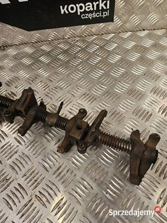 Część klawiatury zaworów do maszyn budowlanych Gdynia