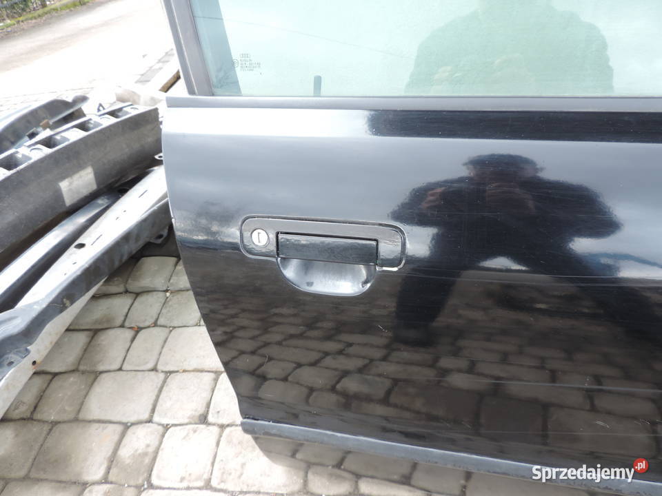 AUDI A4 B5 SEDAN DRZWI PRAWE PRZEDNIE małopolskie Nowy Sącz