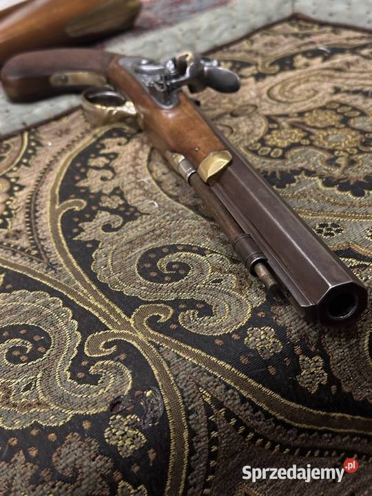 Pistolet WMoore Bondini 45 Stare Babice