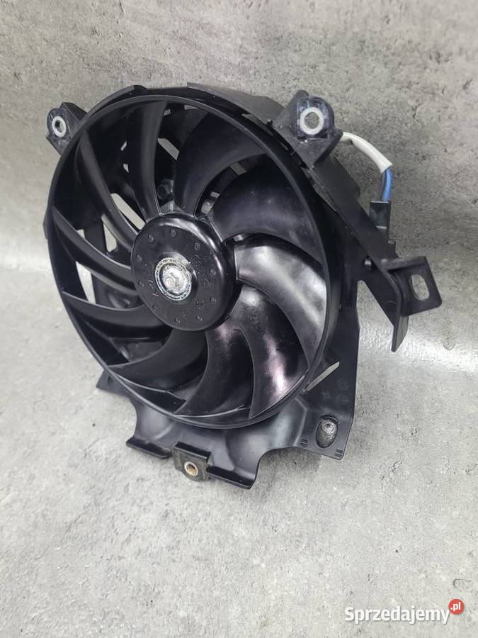 SUZUKI GSX8R GSX 8 R WIATRAK WENTYLATOR Nowy Tomyśl
