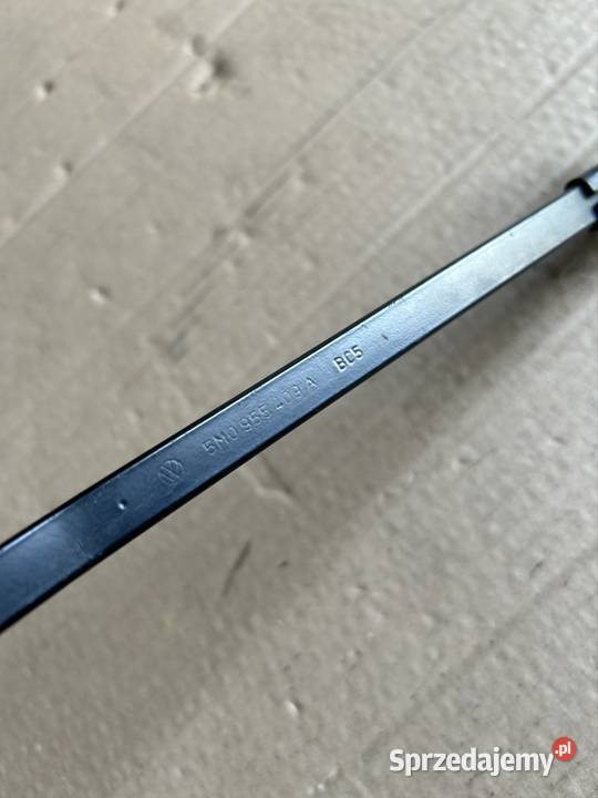 Ramię wycieraczki lewe golf 5 plus 5m0955409a