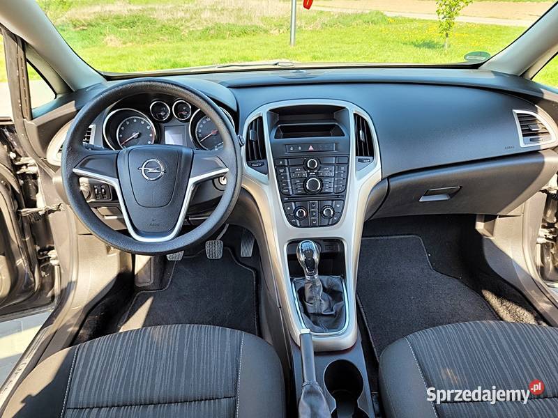 Niezawodny hatchback Astra małopolskie Słomniki