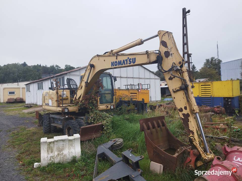 Syndyk sprzeda koparkę kołową Komatsu PW160ES7K