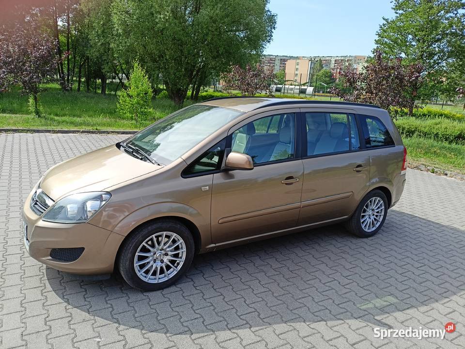 OPEL ZAFIRA 17CDTI 2013R lakier metallic łódzkie Bełchatów