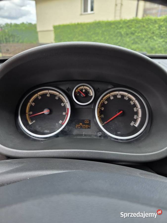 Opel Corsa 14 B 2011 SATELITE klimatyzacja wielkopolskie Drawski Młyn