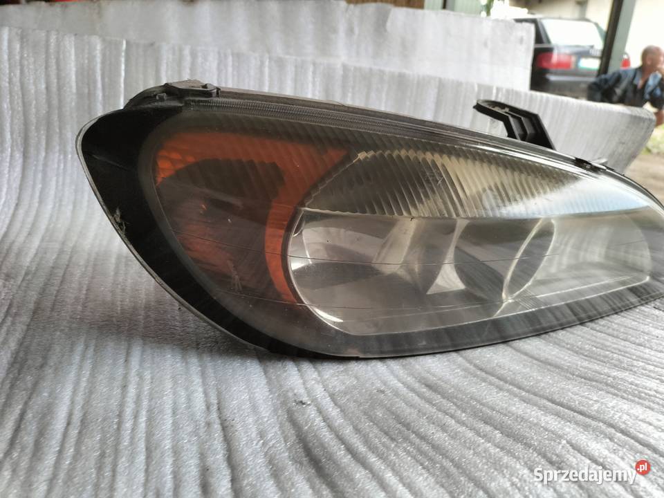 NISSAN PRIMERA P11 LAMPA PRZEDNIA PRAWA Prawe Kamień-Kolonia sprzedam